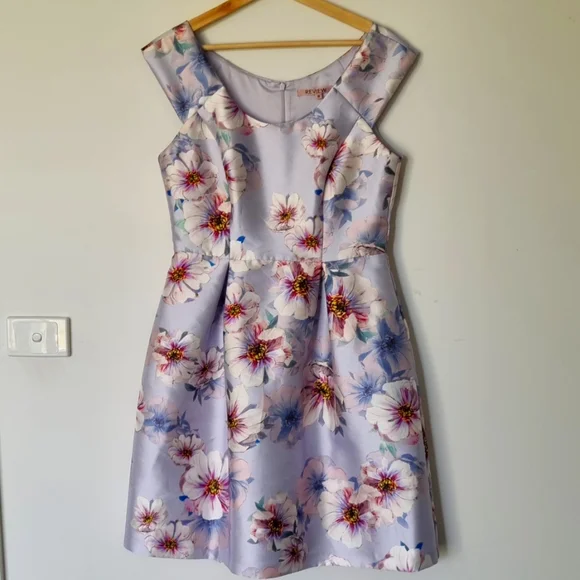 Review Mauve and pinked toned floral dress - Picture 1 of 7